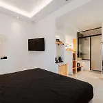 Szálloda Oliving Mykonos Luxury Kluvász