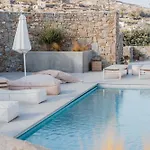 Oliving Mykonos Luxury 4* Kluvász