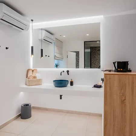 Oliving Mykonos Luxury Klouvas