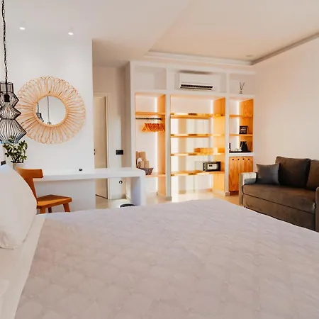 Oliving Mykonos Luxury 4* Klouvas