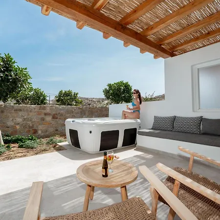 Oliving Mykonos Luxury 4* Klouvas
