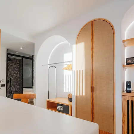 ホテル Oliving Mykonos Luxury Klouvas