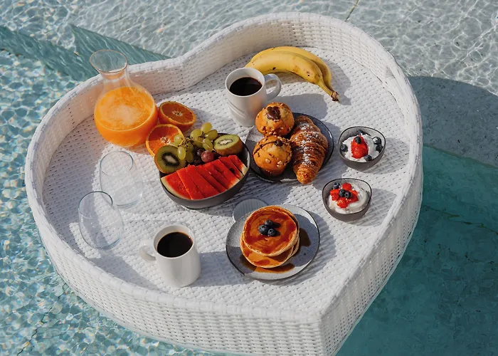 Oliving Mykonos Luxury Otel Klouvas