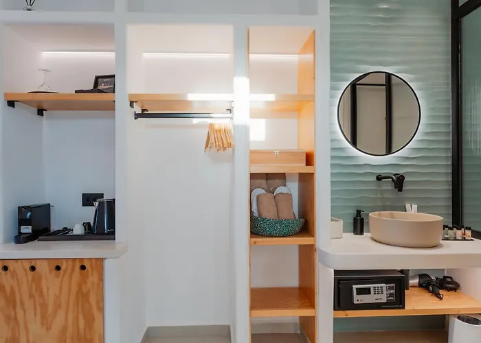 Oliving Mykonos Luxury 4* Kluvász